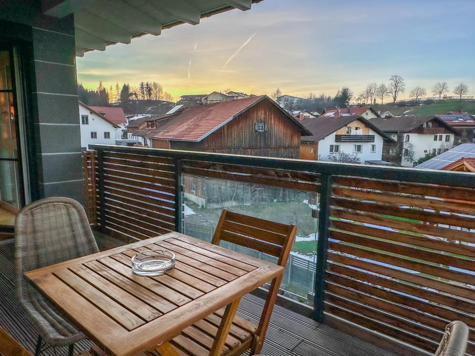 Sunset Club - Nr 2 *